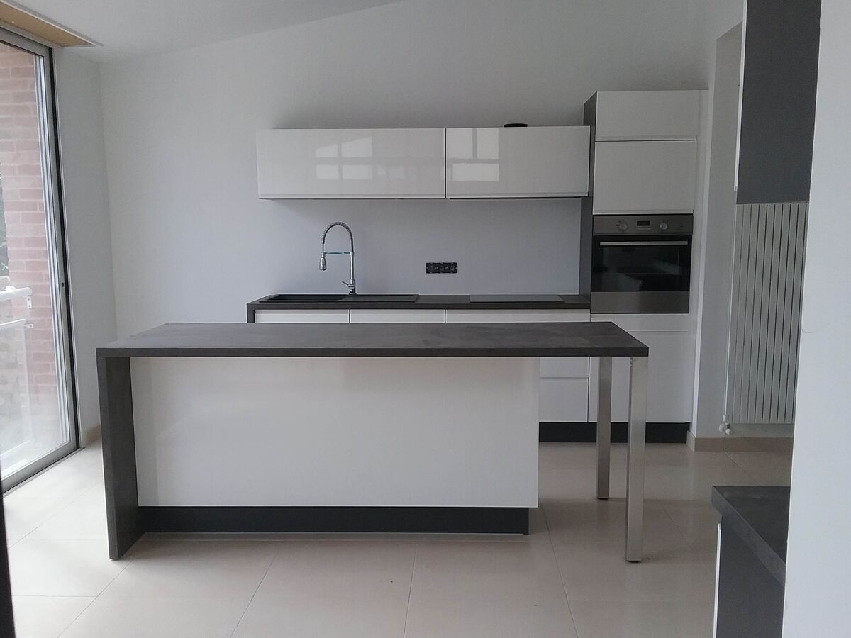 Cuisine équipée sur mesure Pure Brillant Laqué Blanc Brillant