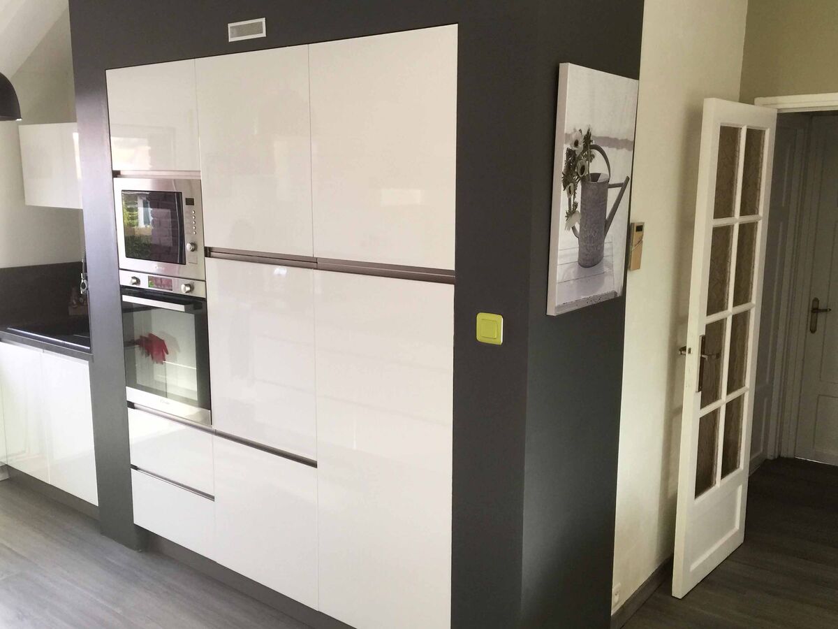 Cuisine avant-après sur mesure Light Blanc brillant