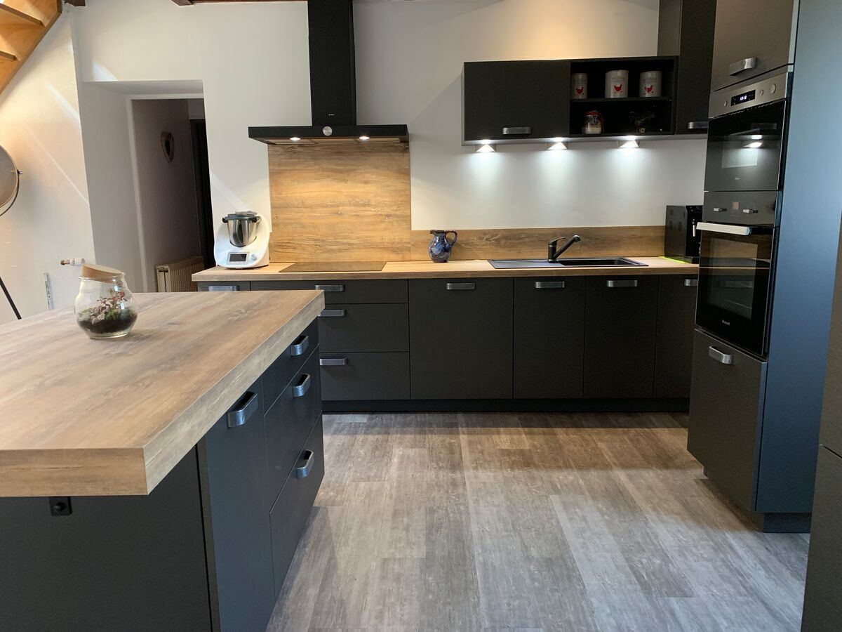 Rénovation cuisine équipée sur mesure Label Métal Brossé