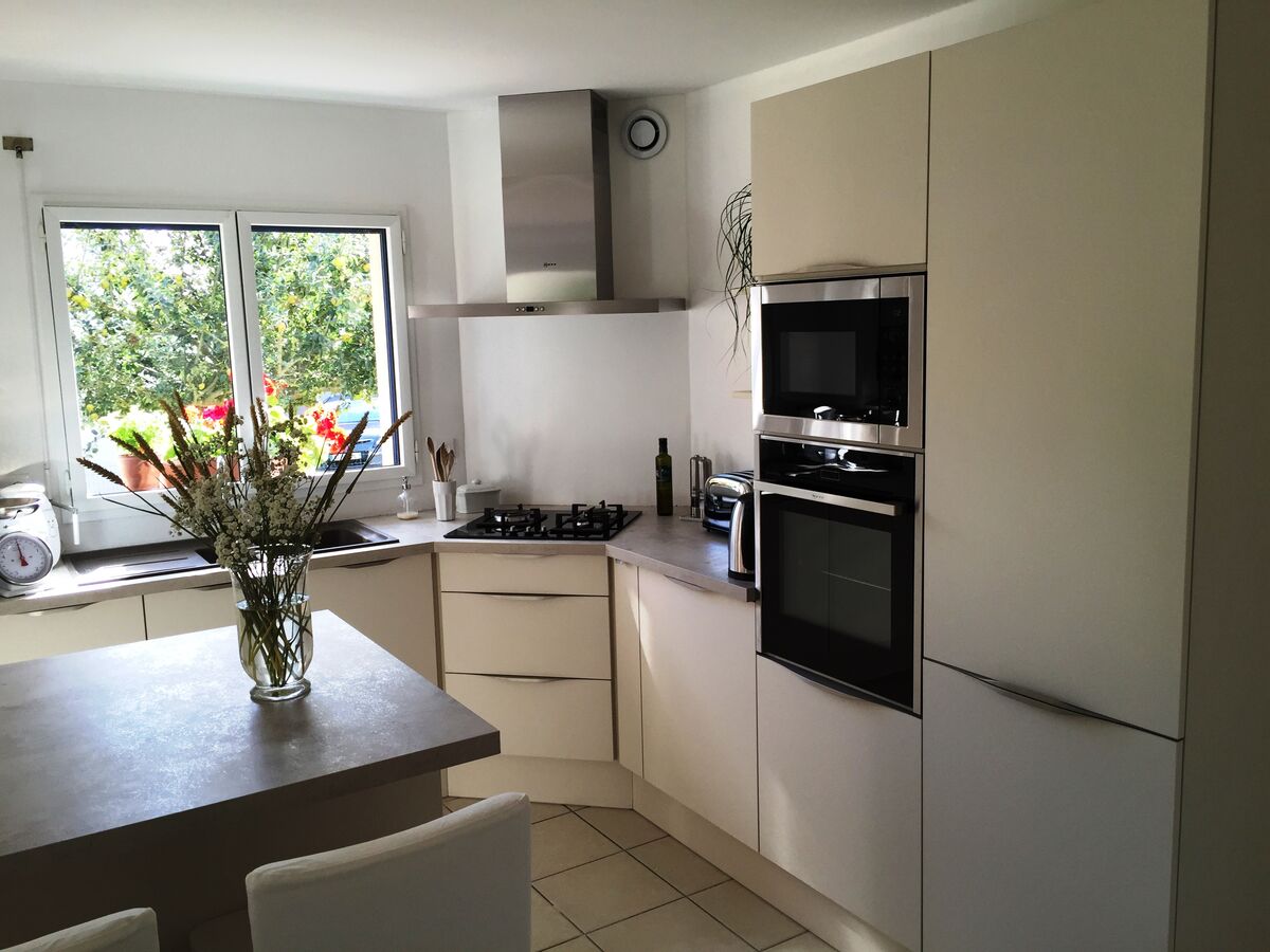 Cuisine avant-après sur mesure Trend Pannacotta mat