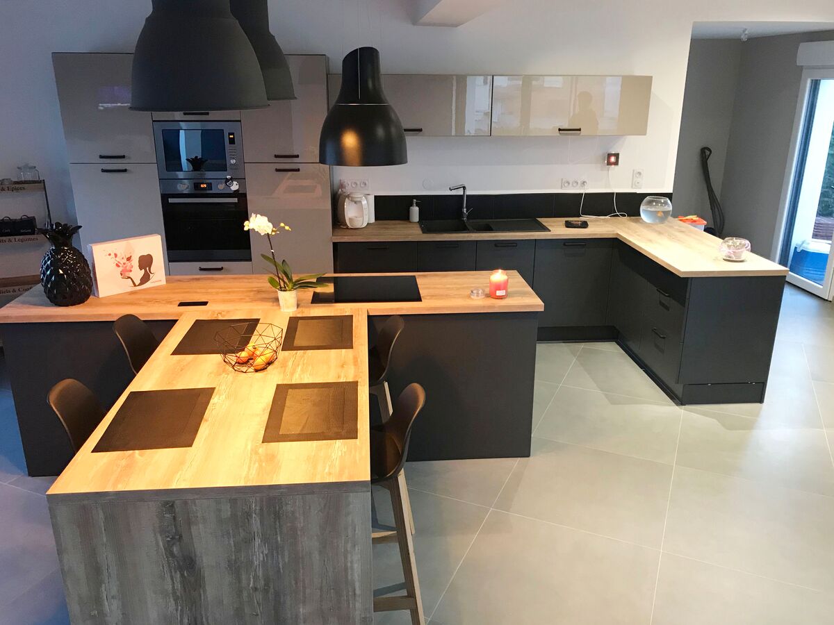 Rénovation cuisine équipée sur mesure Light Grège majestic Brillant et Trend Ombre Soft