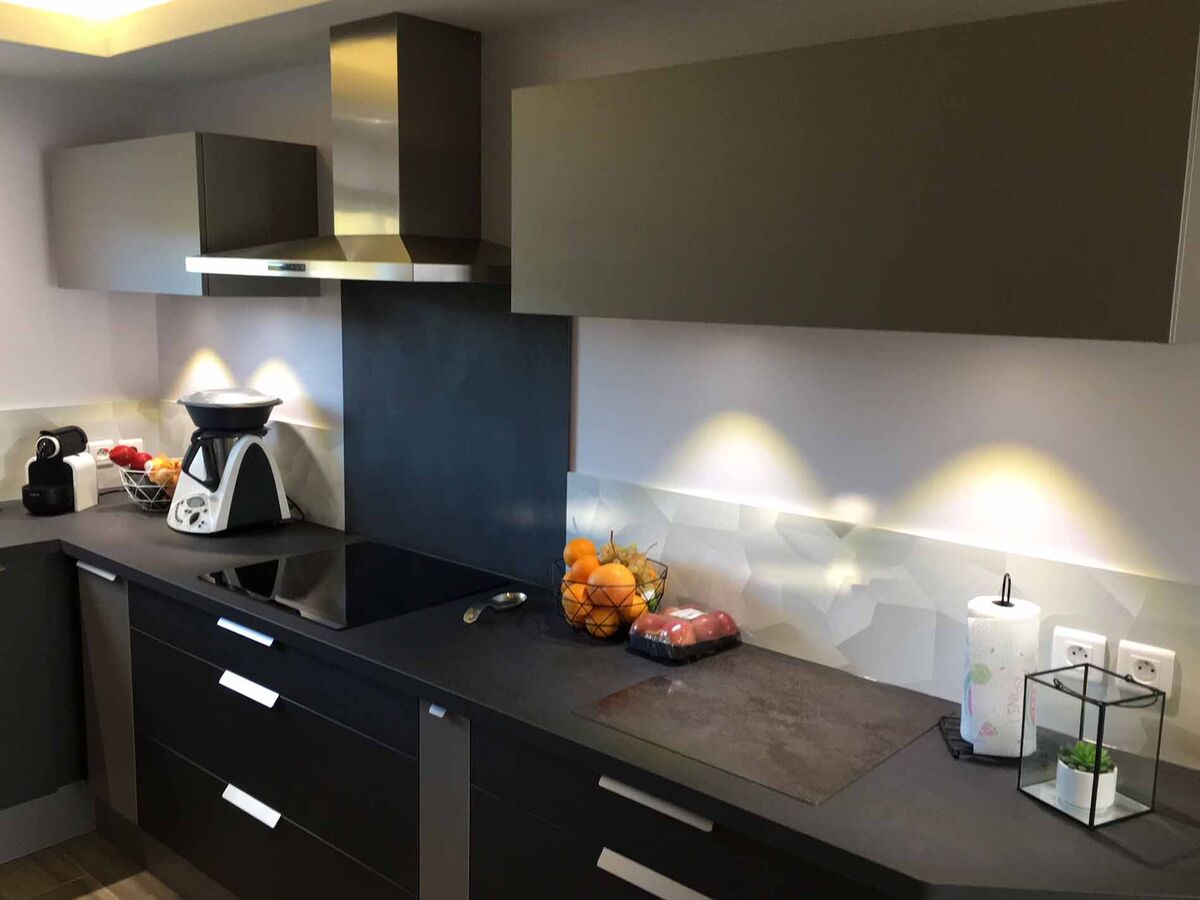 Cuisine avant-après sur mesure Trend + Quartz métal