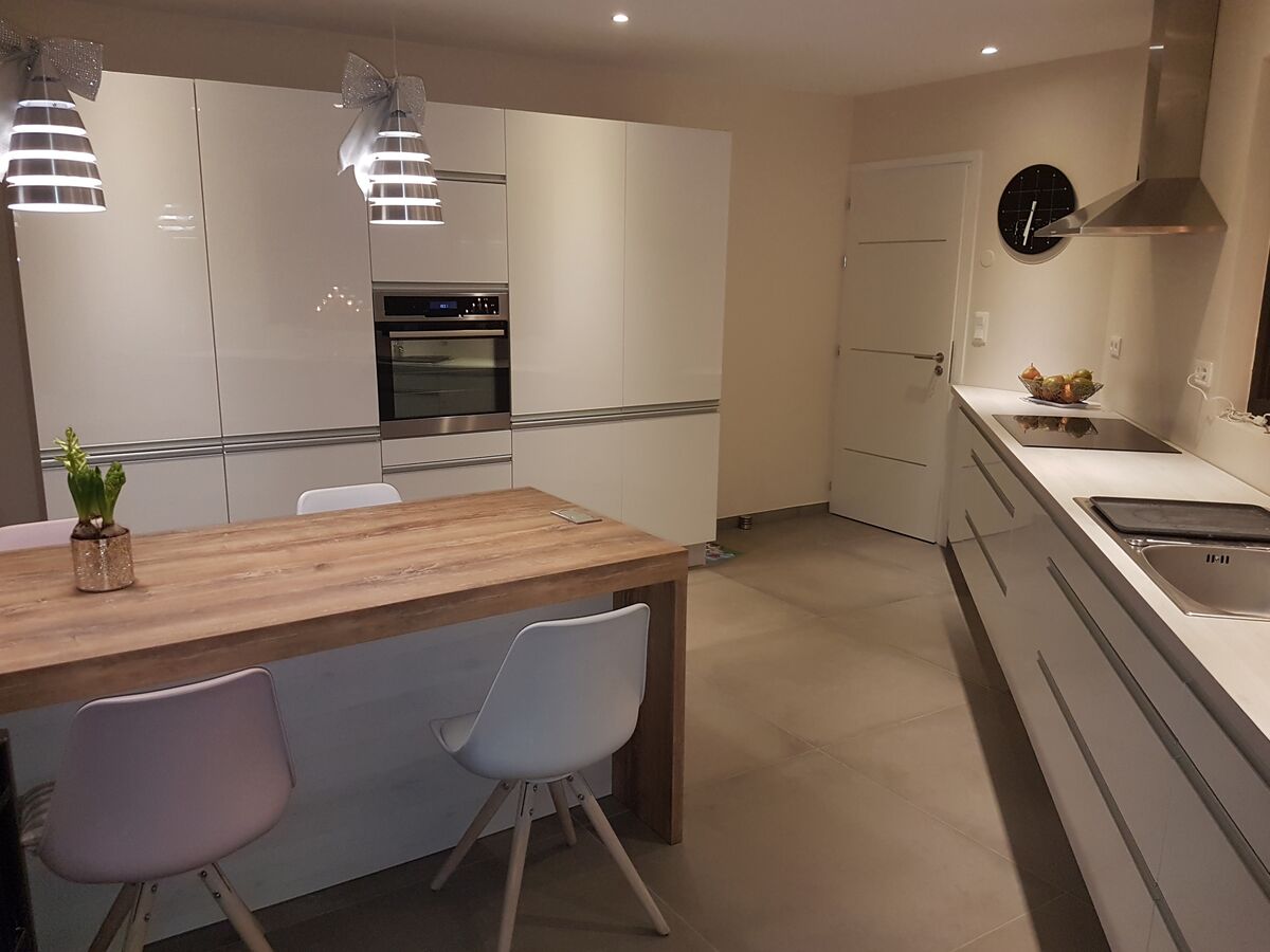 Cuisine équipée sur mesure Light Blanc Brillant