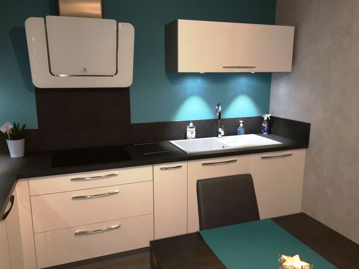 Cuisine avant-après sur mesure Light Blanc brillant