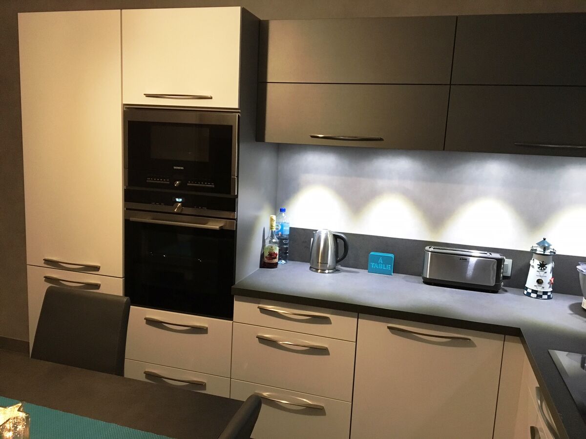 Cuisine avant-après sur mesure Light Blanc brillant