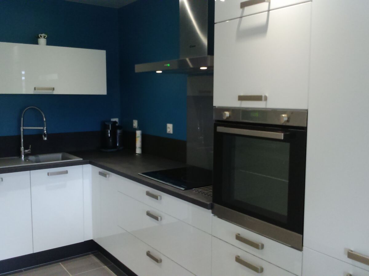 Cuisine équipée sur mesure Light Blanc brillant