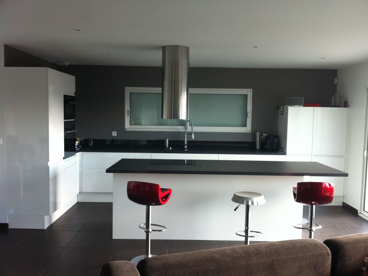 Cuisine équipée sur mesure Pure Brillant Blanc Brillant