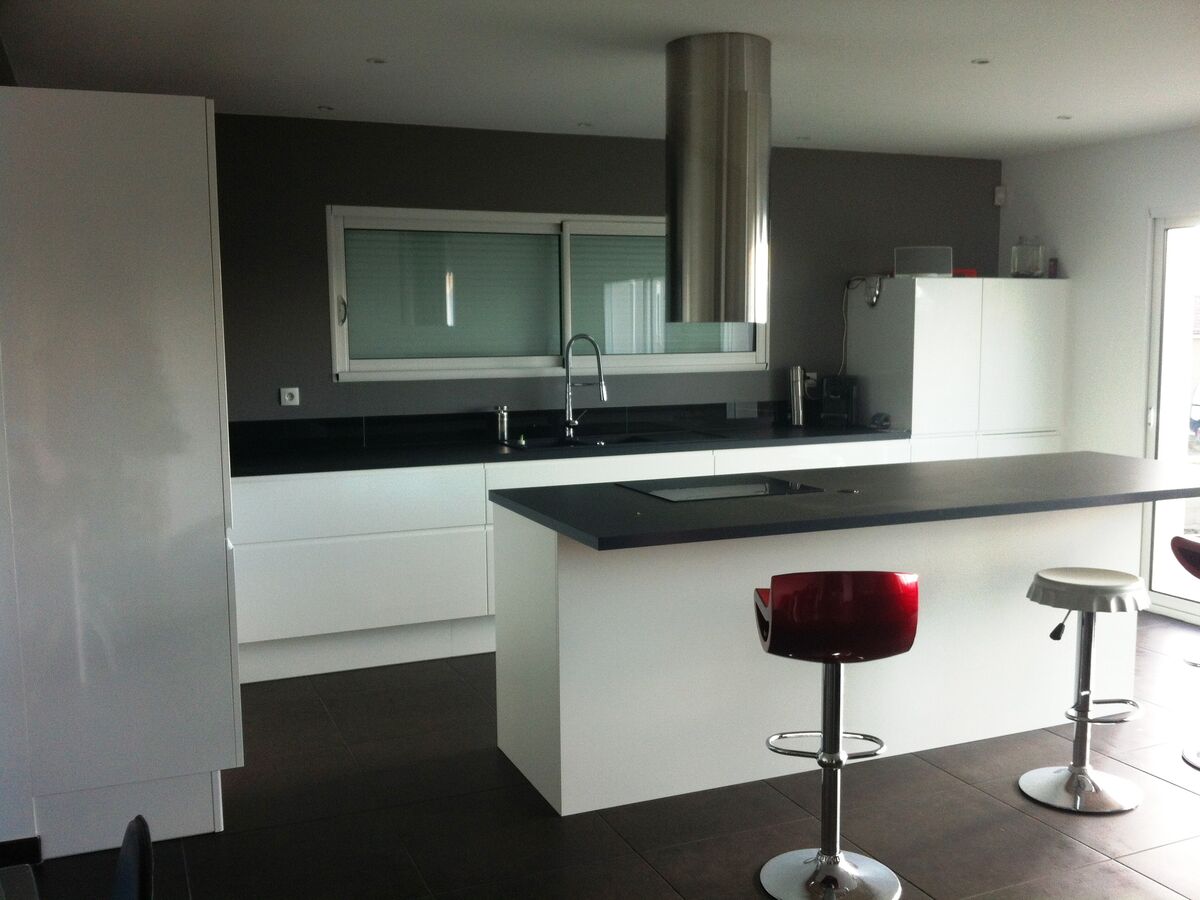 Rénovation cuisine sur mesure Pure Brillant Blanc Brillant