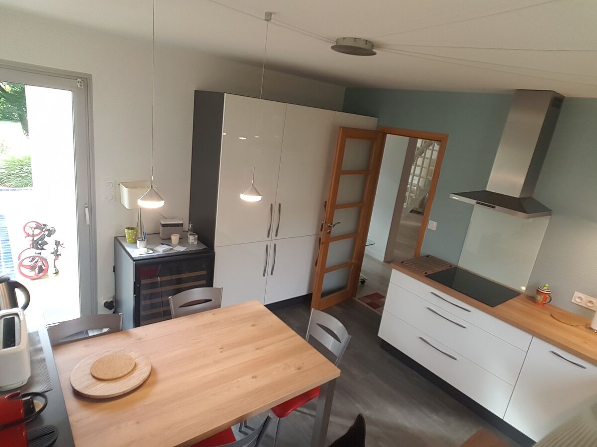 Cuisine avant-après sur mesure LIGHT Blanc Brillant