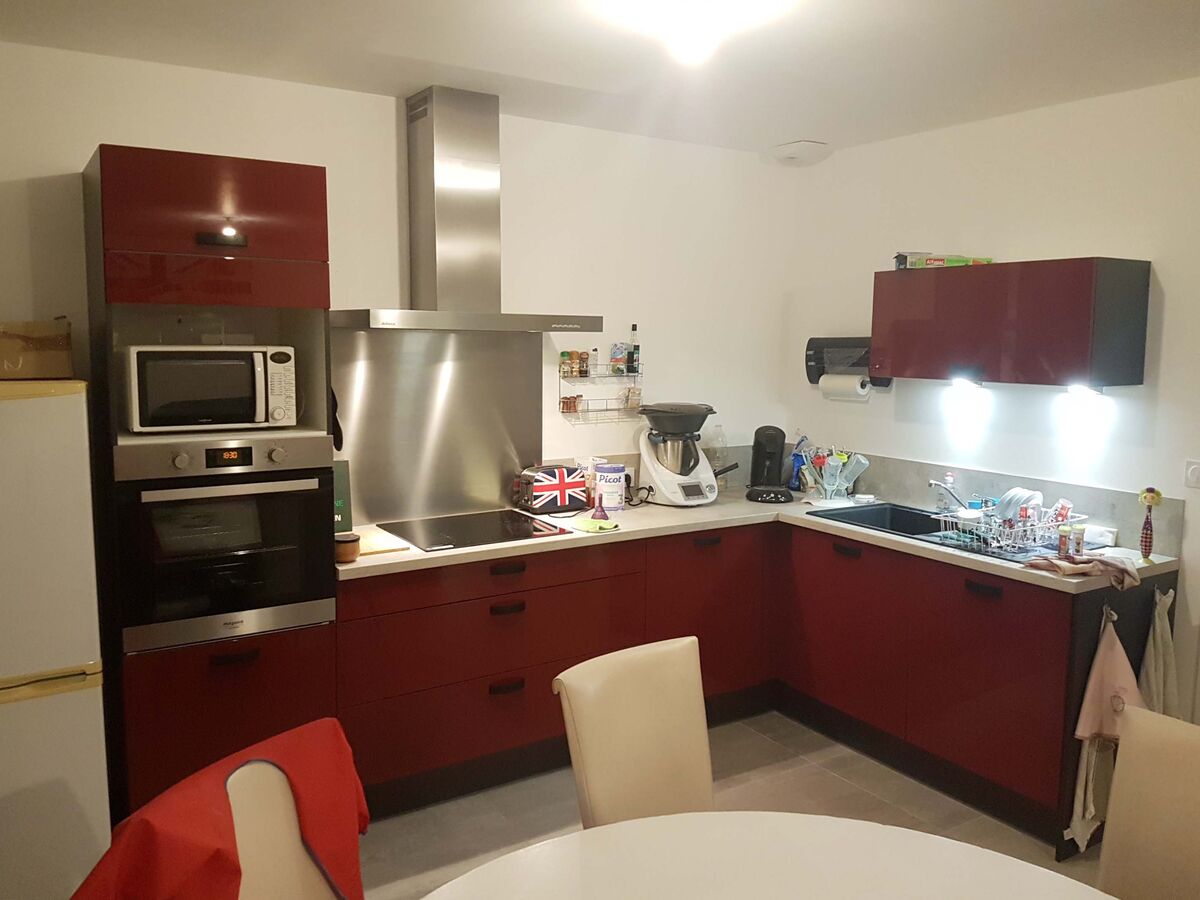 Rénovation cuisine sur mesure Light Rouge Majestic Brillant