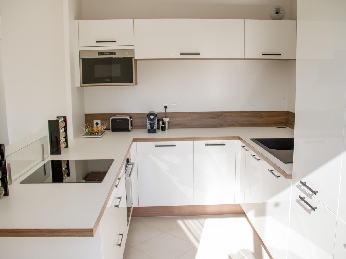 Rénovation cuisine équipée sur mesure Light Blanc Brillant