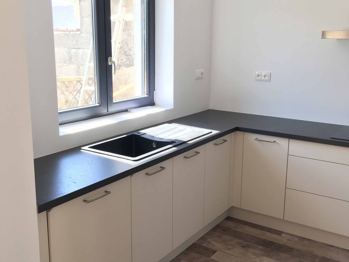 Cuisine avant-après sur mesure Trend Pannacotta mat