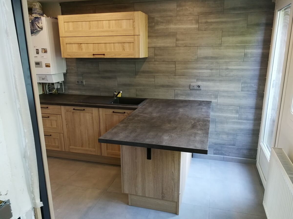 Cuisine avant-après sur mesure Trend Cube Chêne Honey