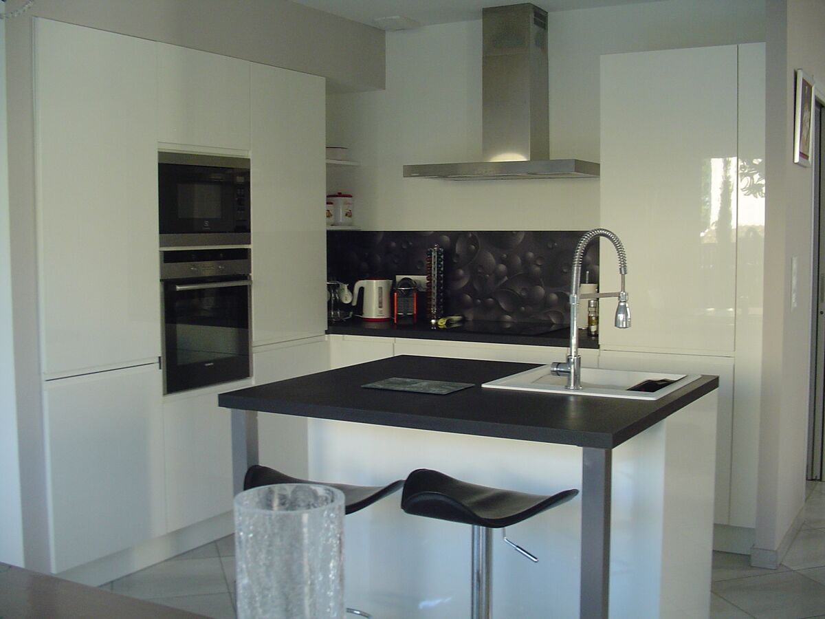 Cuisine équipée sur mesure Pure Brillant Blanc Brillant