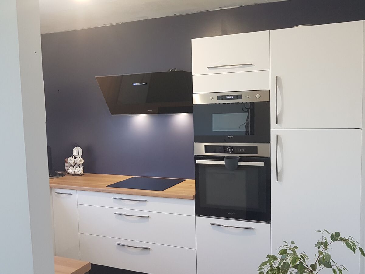 Rénovation cuisine équipée sur mesure Petilla Blanc Brillant