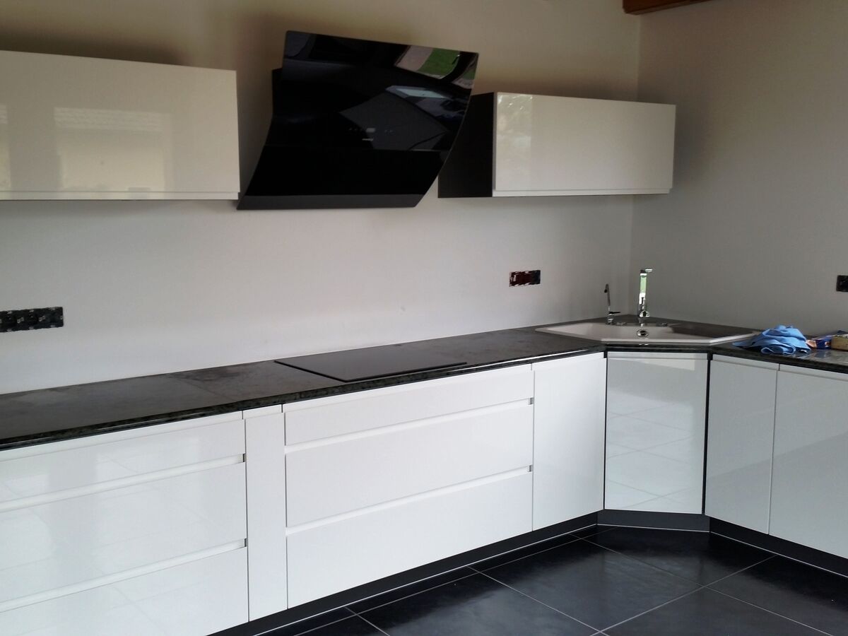 Cuisine équipée sur mesure Pure Brillant Blanc Brillant