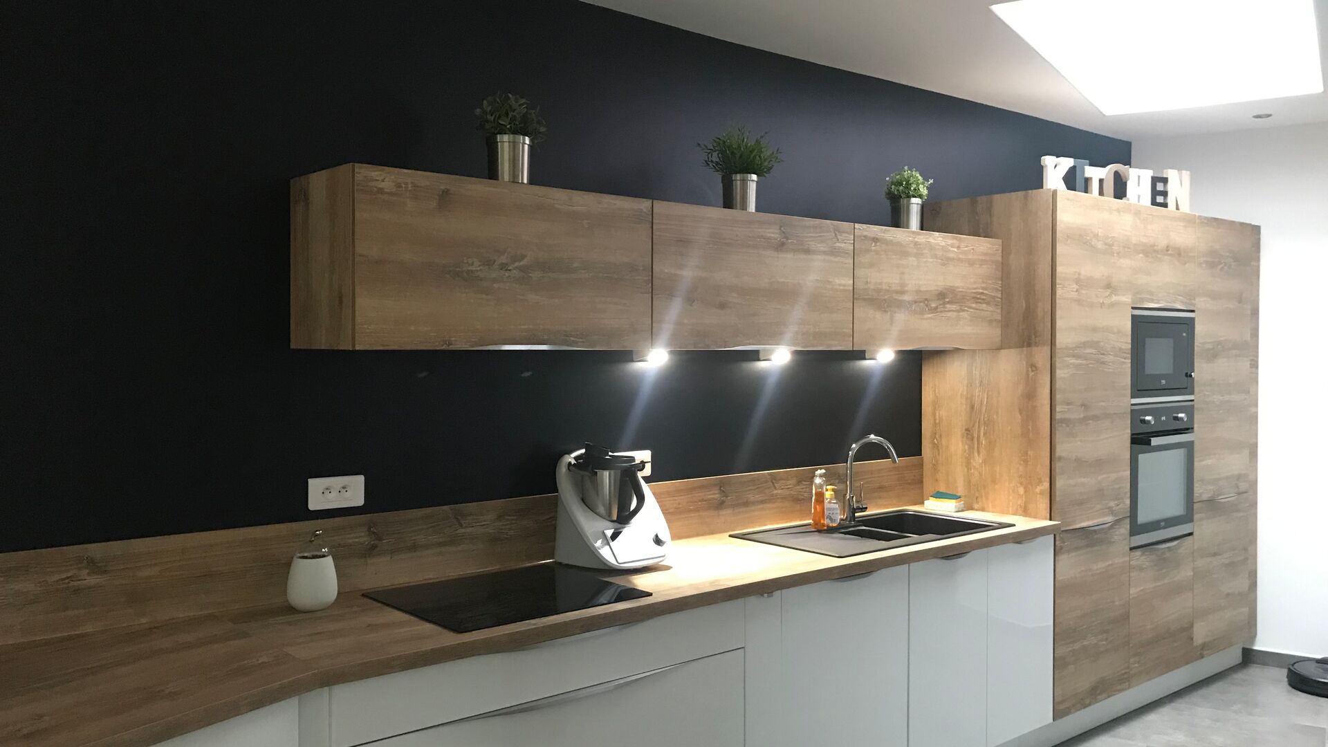 Cuisine équipée sur mesure Trend Hipster Wood & Light Blanc Brillant