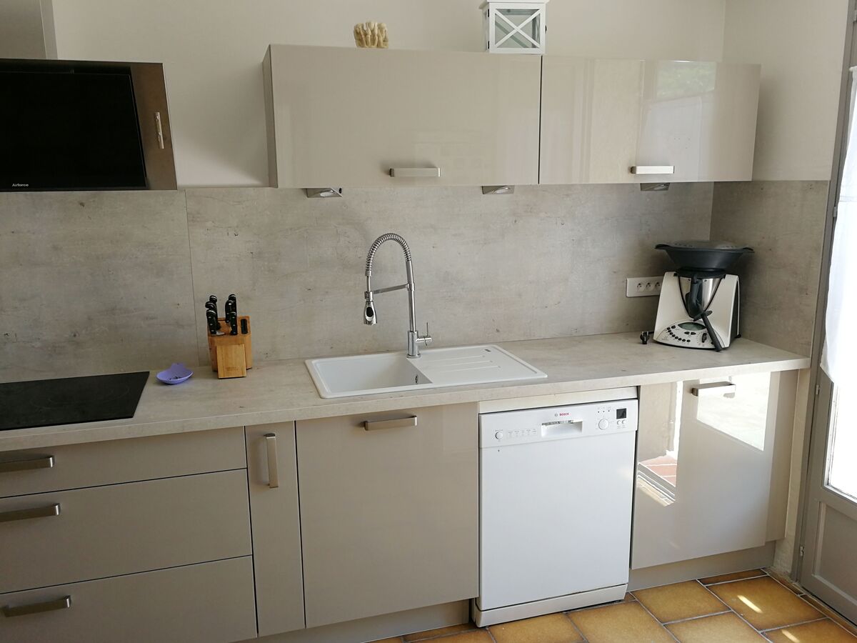 Rénovation cuisine équipée sur mesure Light Grège Majestic Brillant