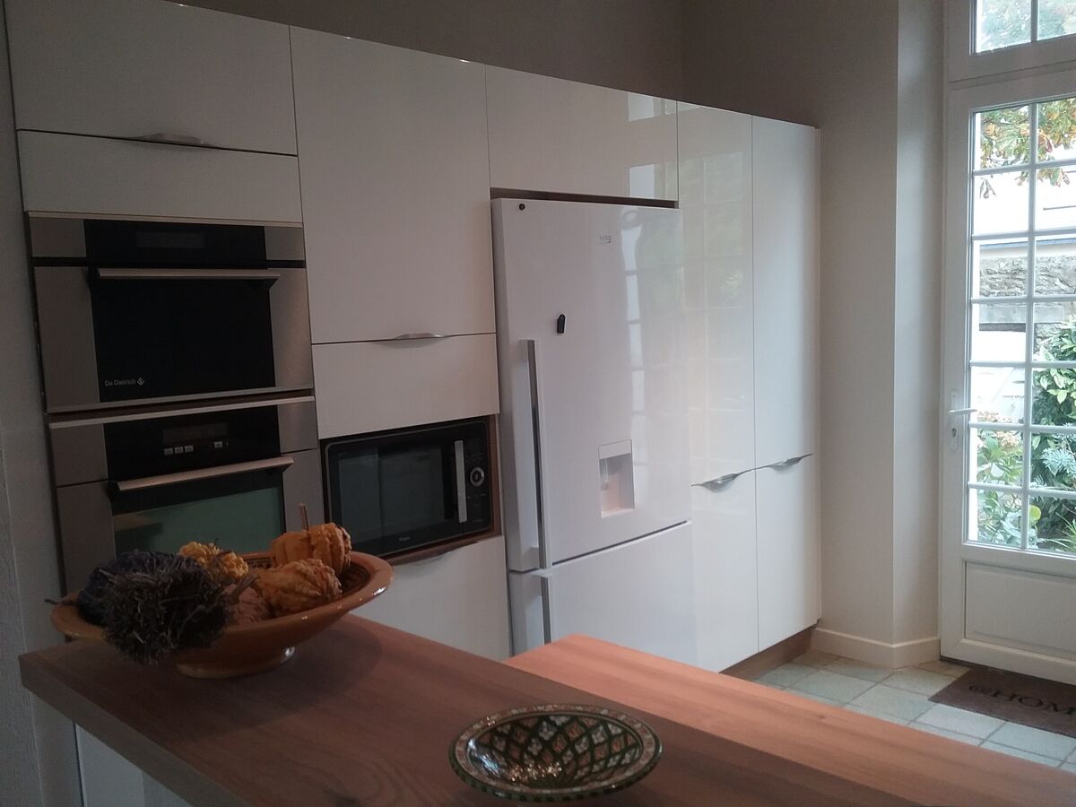 Rénovation cuisine équipée sur mesure Light Blanc Brillant