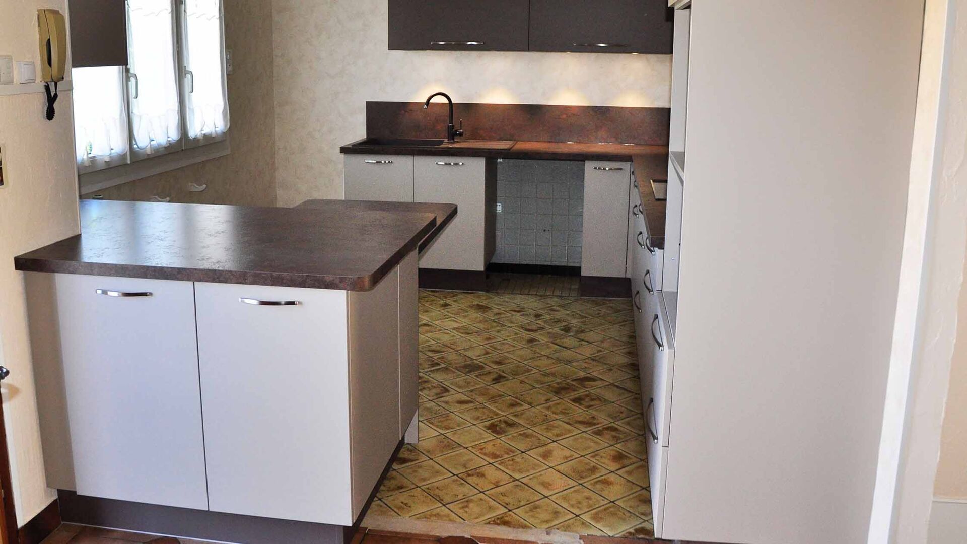 Cuisine équipée sur mesure Trend + Taupe mat