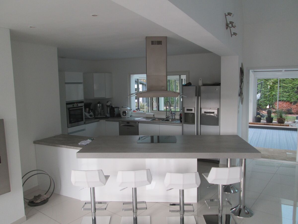 Cuisine équipée sur mesure Light Blanc brillant