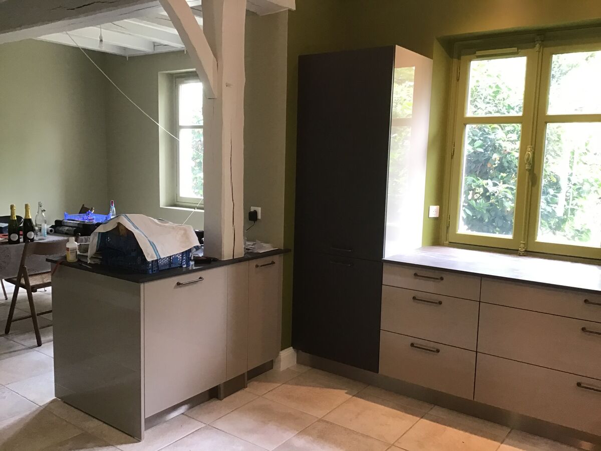 Cuisine avant-après sur mesure Light Gris majestic Brillant