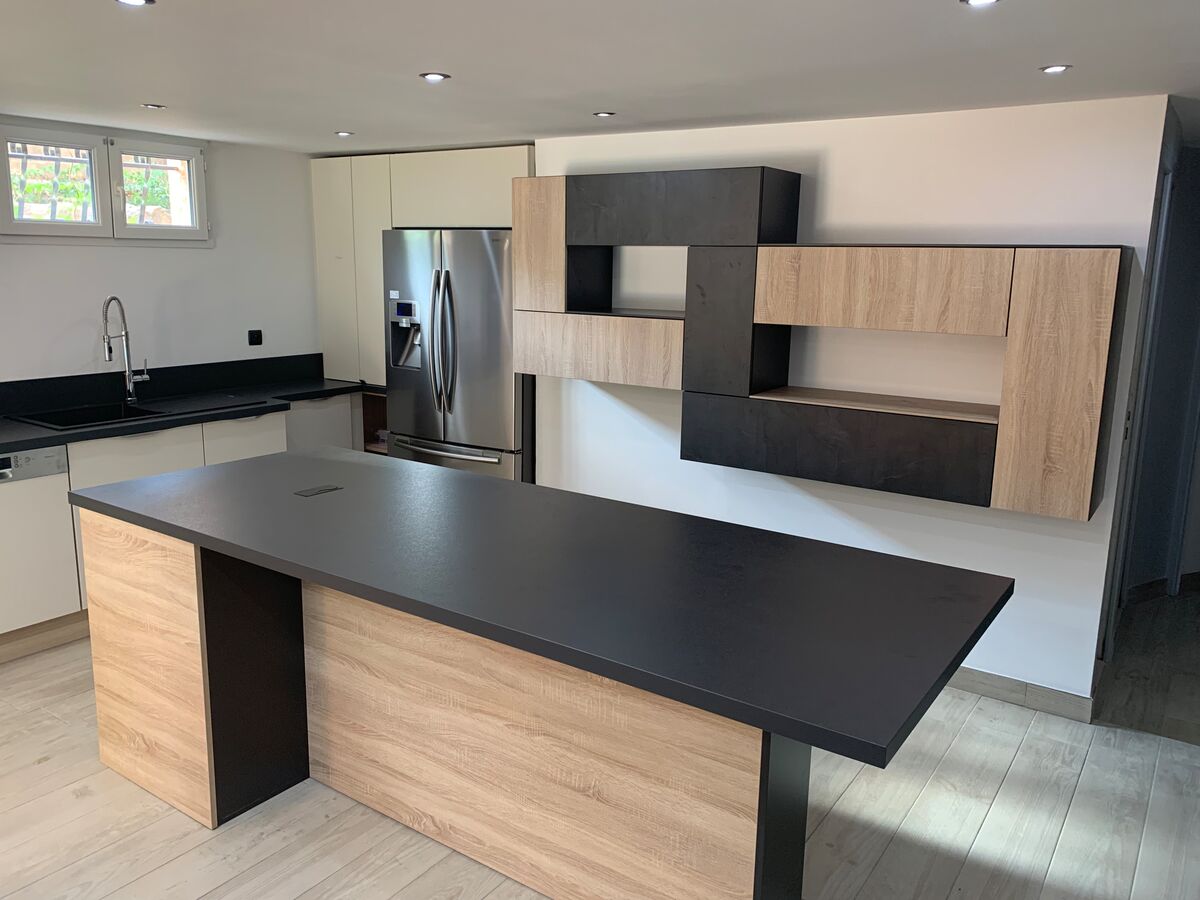 Rénovation cuisine équipée sur mesure Trend Pannacotta Mat & Chêne Timber