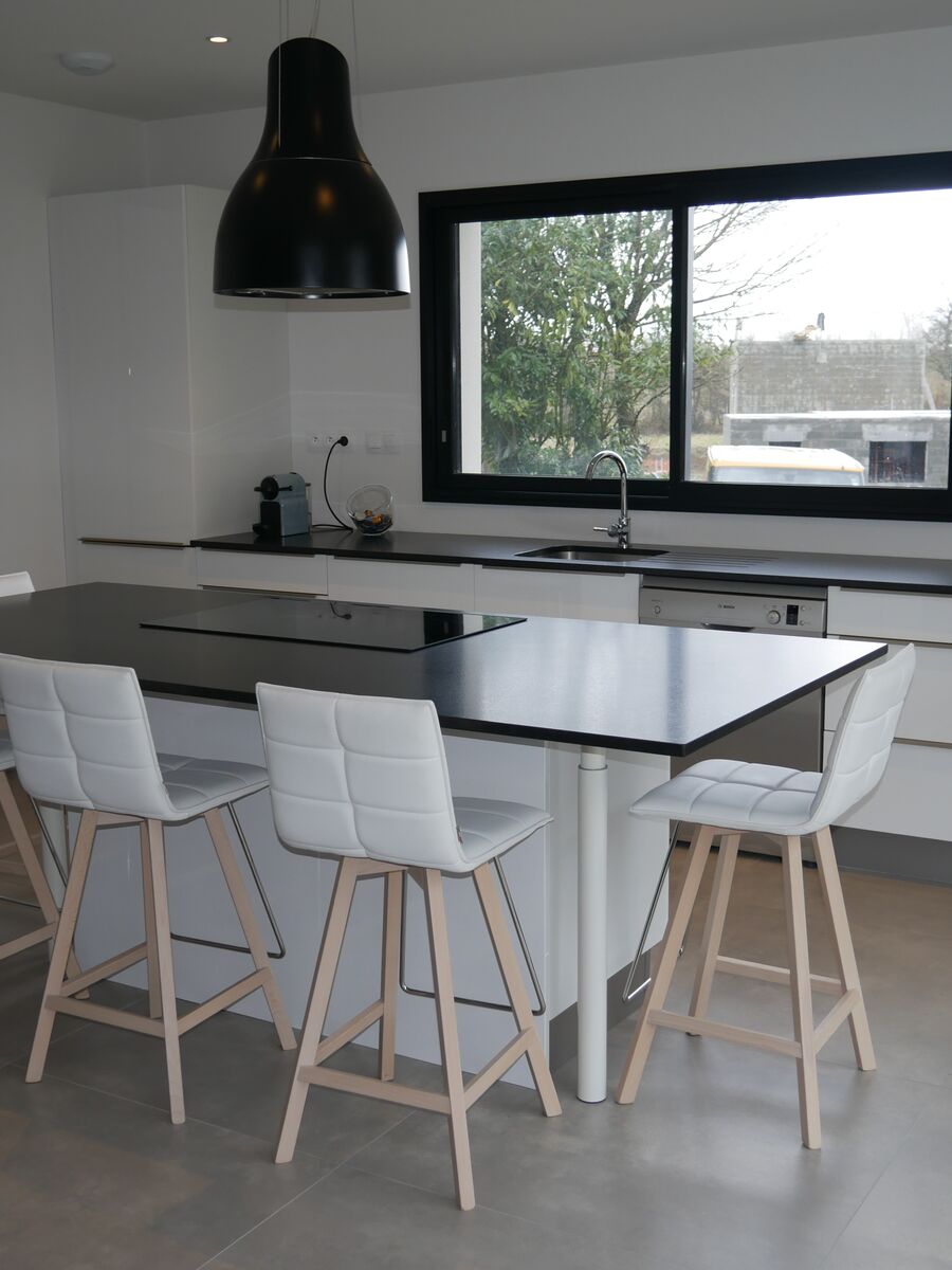 Cuisine équipée sur mesure Light Blanc brillant