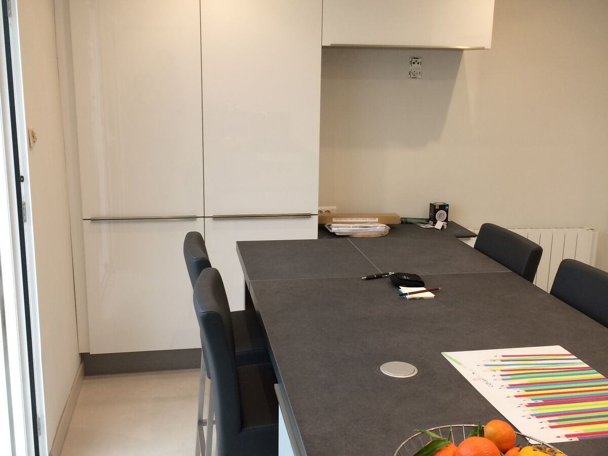 Cuisine avant-après sur mesure Light Blanc brillant