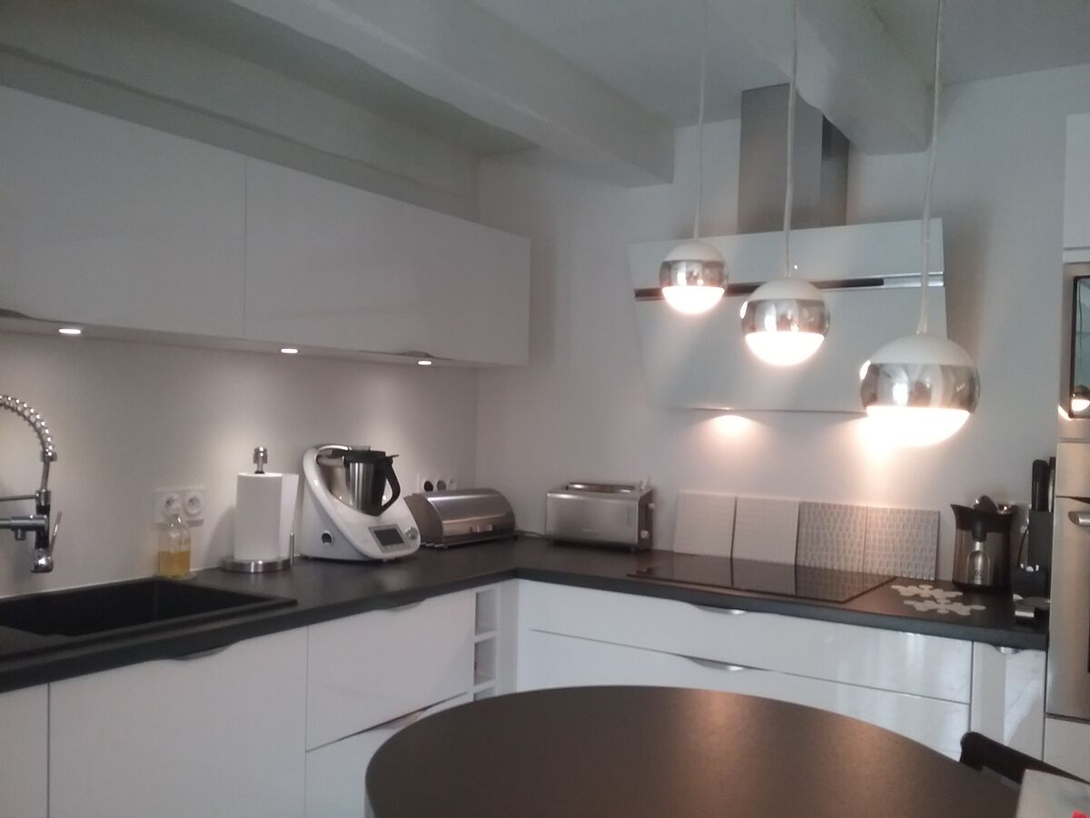 Rénovation cuisine équipée sur mesure Light Blanc Brillant