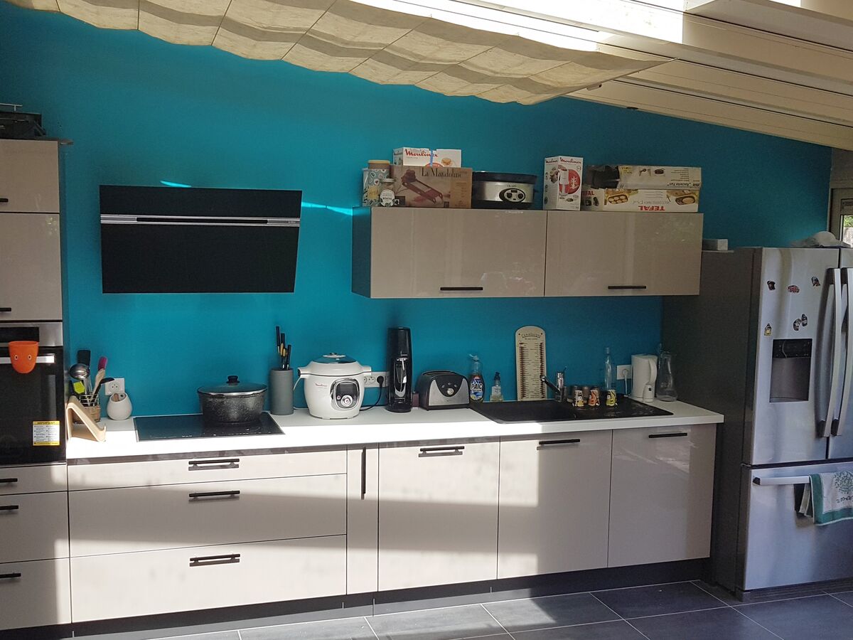 Rénovation cuisine équipée sur mesure Light Greige Majestic brillant