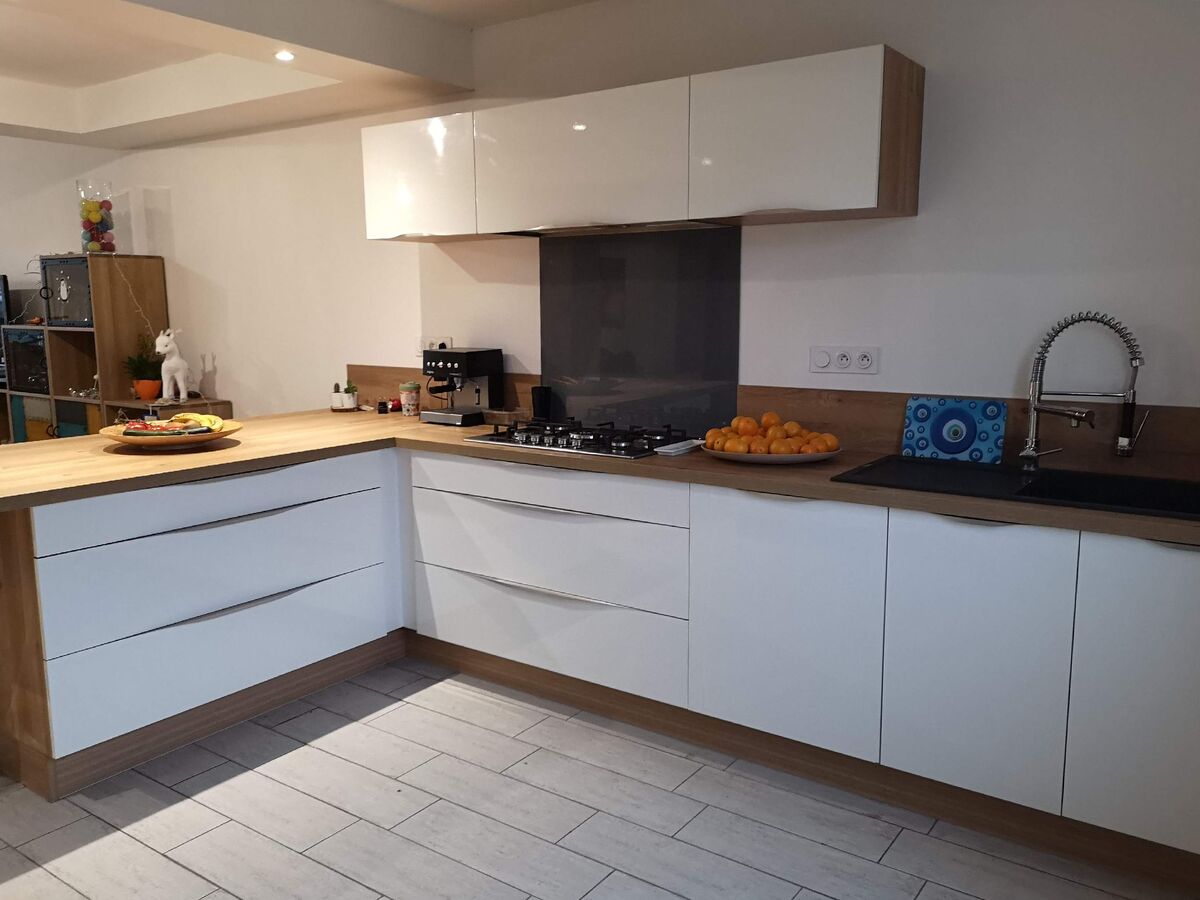 Rénovation cuisine équipée sur mesure Light Blanc Brillant