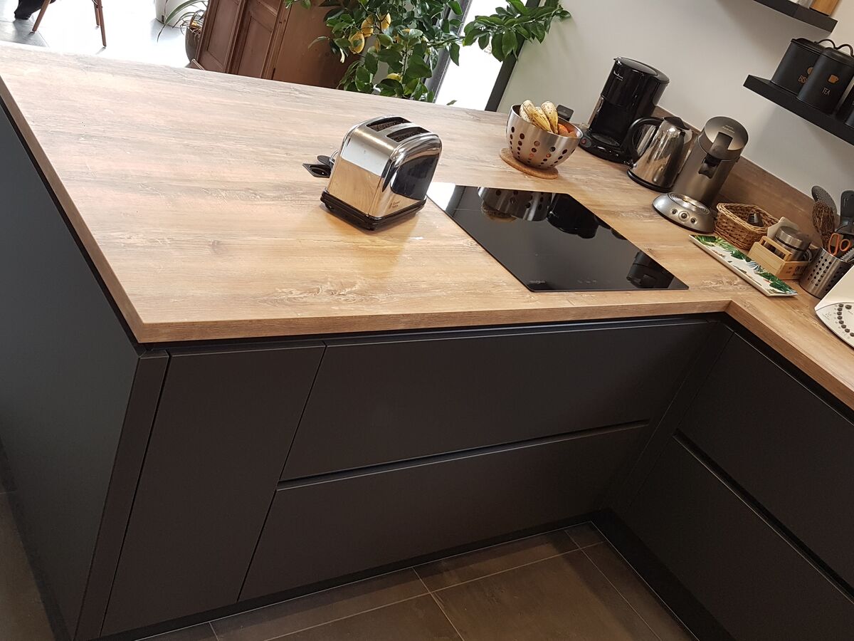 Cuisine avant-après sur mesure Label Metal Brossé