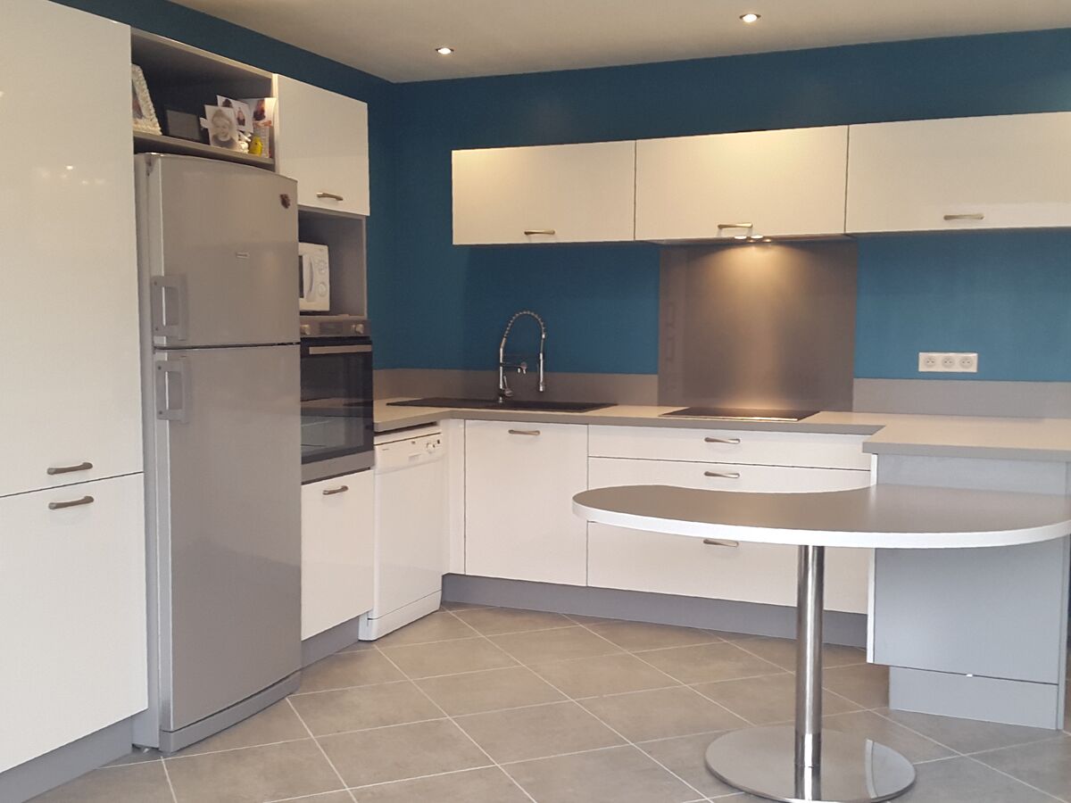 Cuisine équipée sur mesure Light Blanc brillant