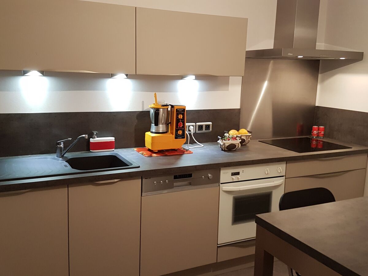 Cuisine avant-après sur mesure Trend + Taupe mat