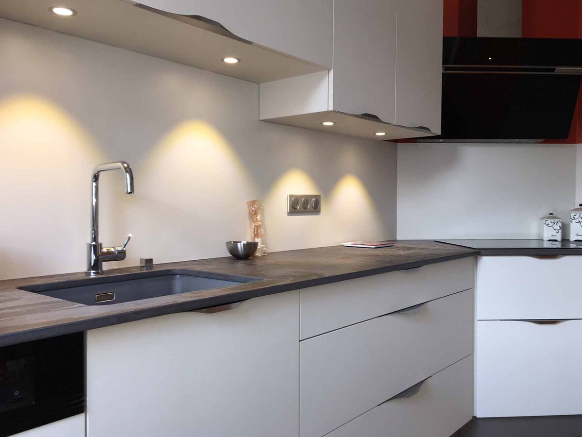 Cuisine avant-après sur mesure Trend Pannacotta mat