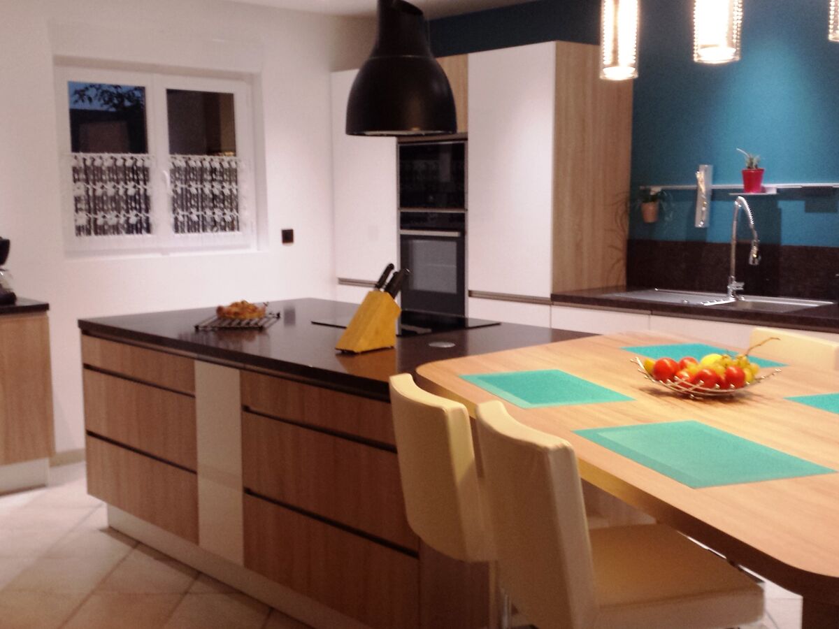 Cuisine équipée sur mesure Trend + Chêne timber et Light Blanc brillant