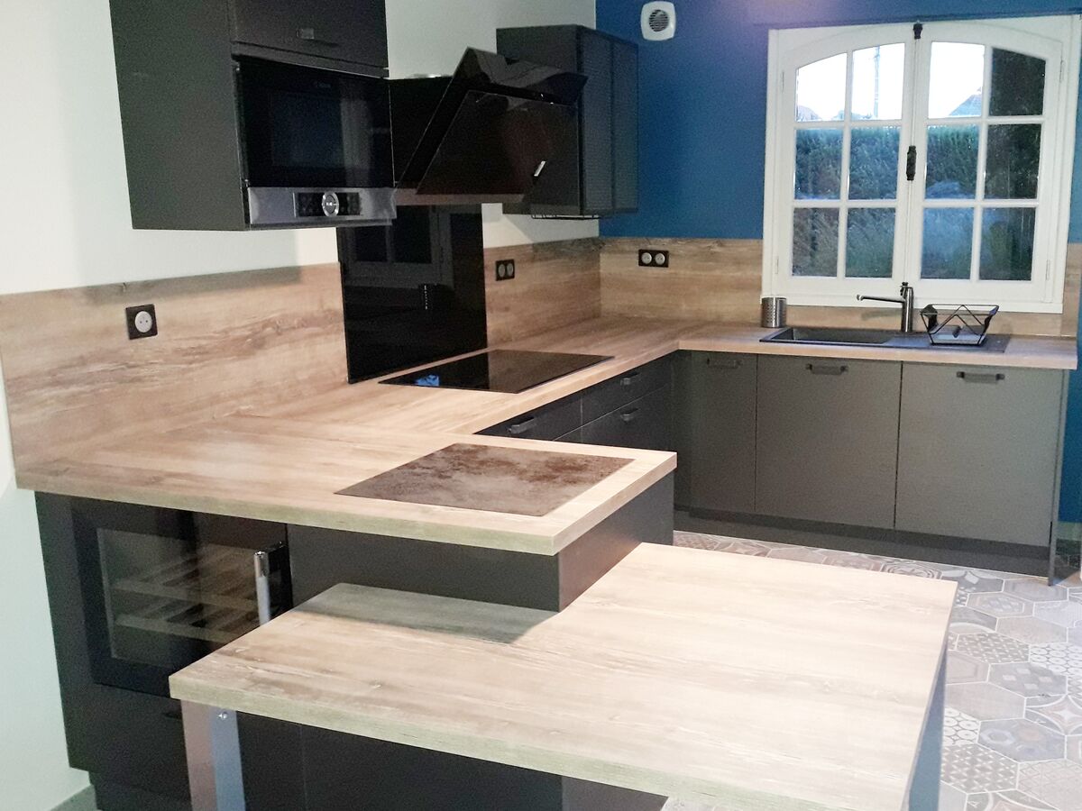 Rénovation cuisine équipée sur mesure Label Métal Brossé