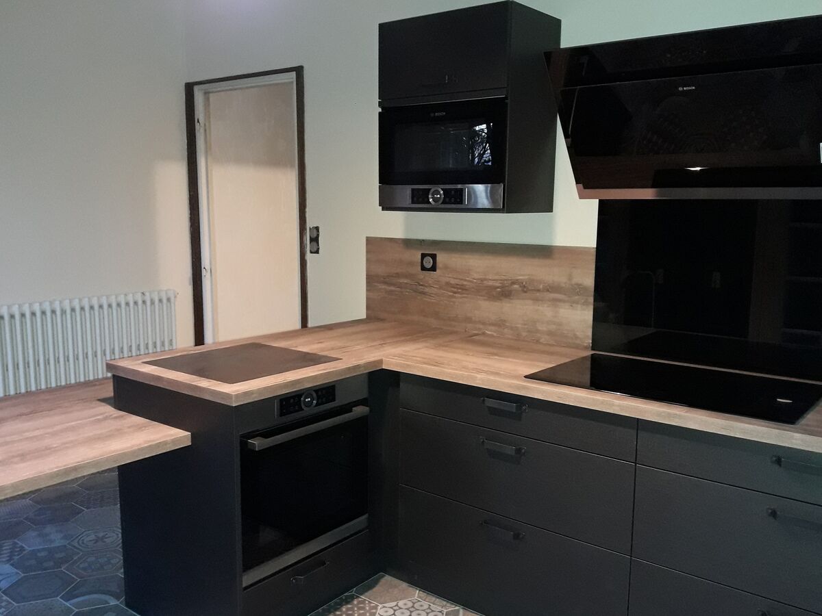 Cuisine avant-après sur mesure Label Métal Brossé