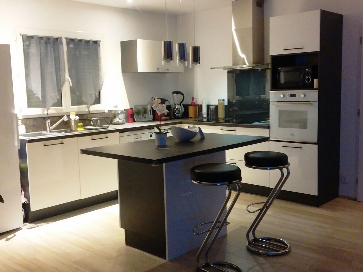 Cuisine équipée sur mesure Light Blanc brillant