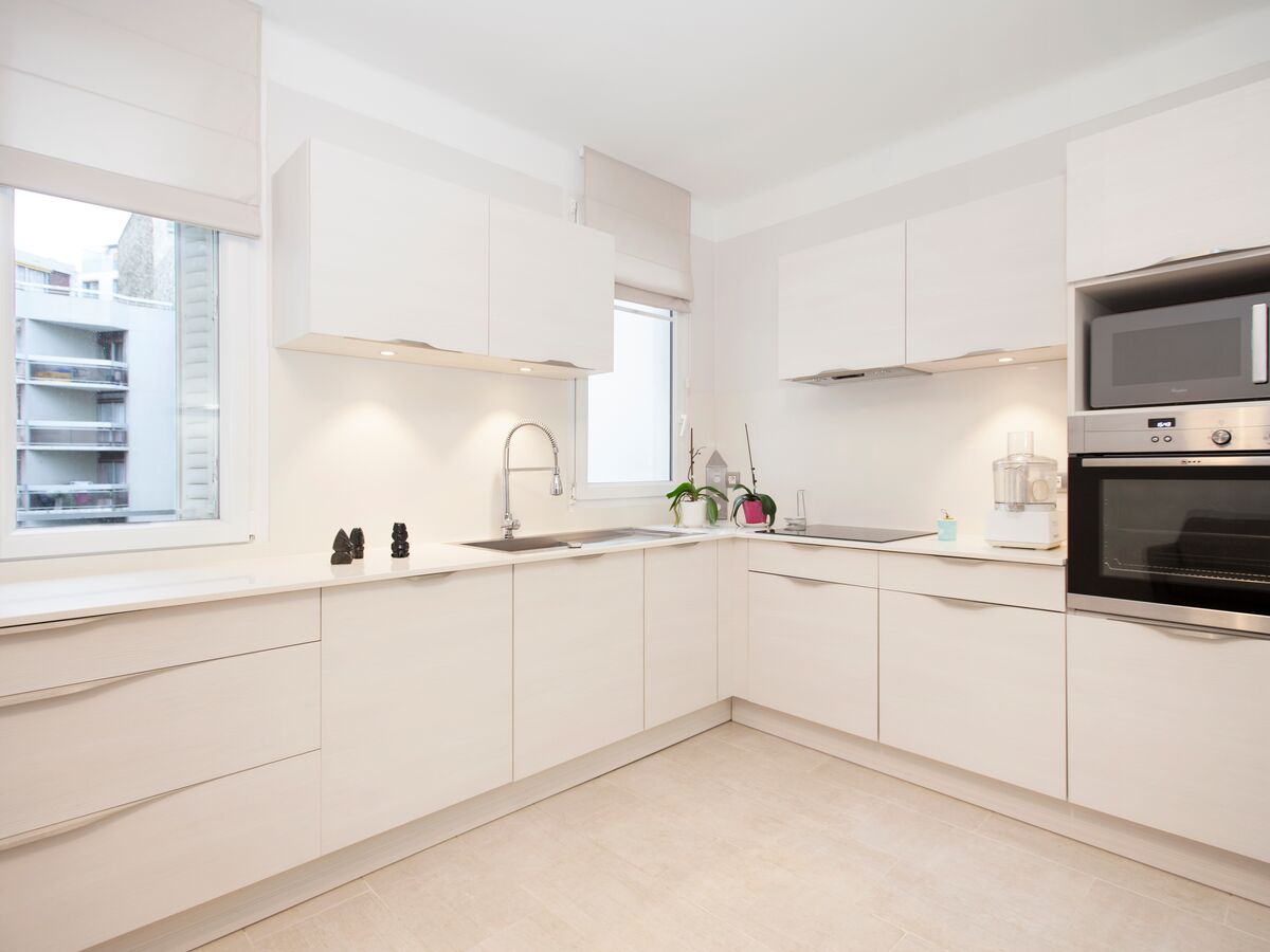 Cuisine avant-après sur mesure Trend + Blanc Mat