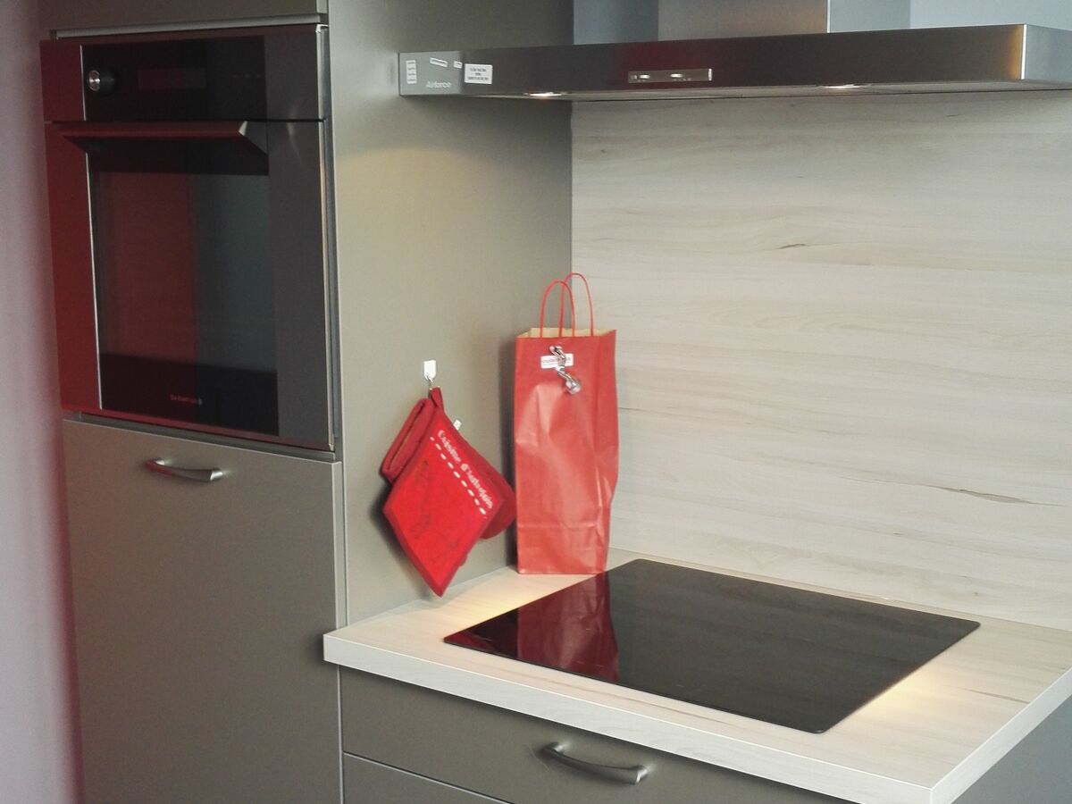 Rénovation cuisine sur mesure Trend + Quartz métal