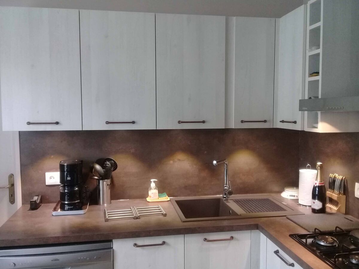 Cuisine avant-après sur mesure Trend + Soft Grey et Trend + Artic wood