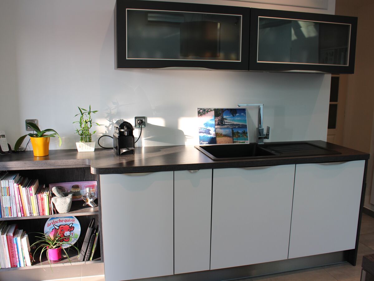 Rénovation cuisine sur mesure Trend + Blanc Mat et Trend + Ombre soft