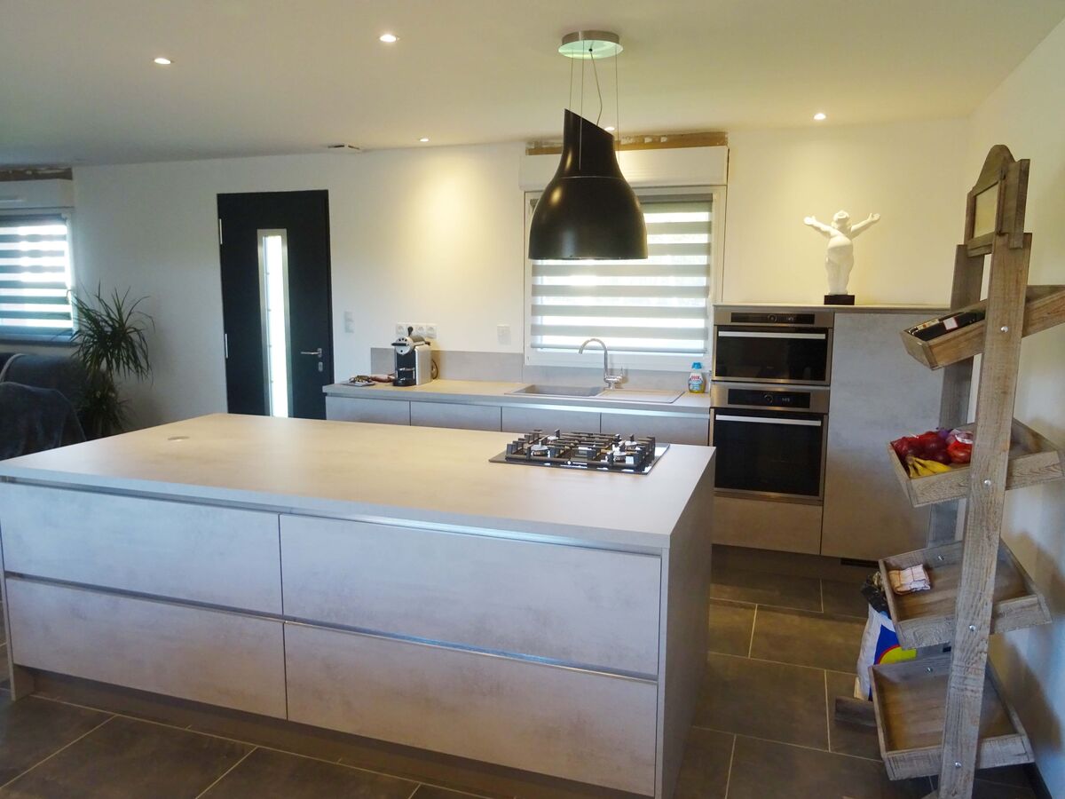 Cuisine équipée sur mesure Label Béton clair