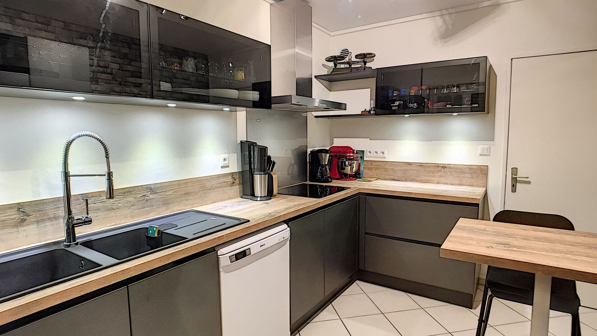 Cuisine équipée sur mesure Label Métal brossé