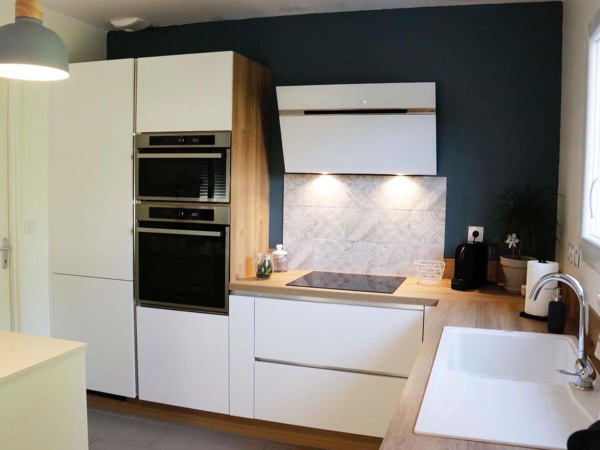 Rénovation cuisine équipée sur mesure Light Blanc Brillant