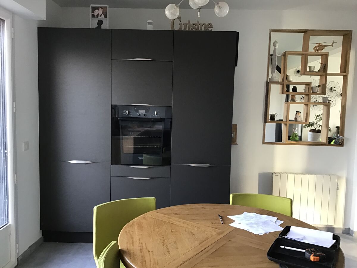 Rénovation cuisine équipée sur mesure Label Métal Brossé