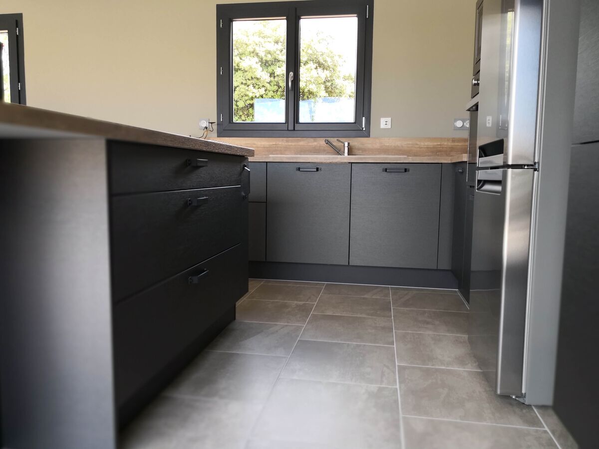 Cuisine avant-après sur mesure Label Métal Brossé