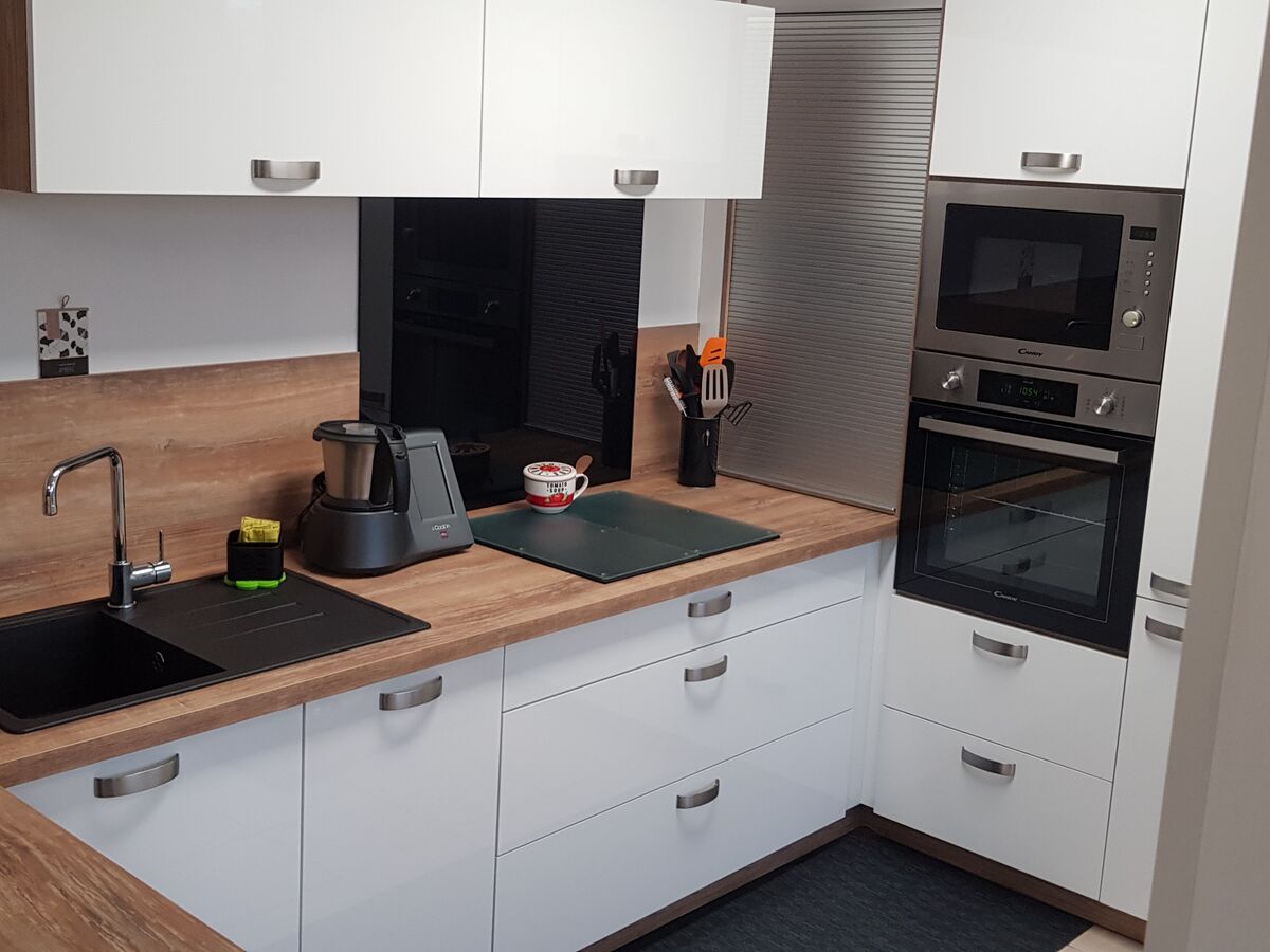 Cuisine avant-après sur mesure Light Blanc Brillant & Trend Blanc Mat